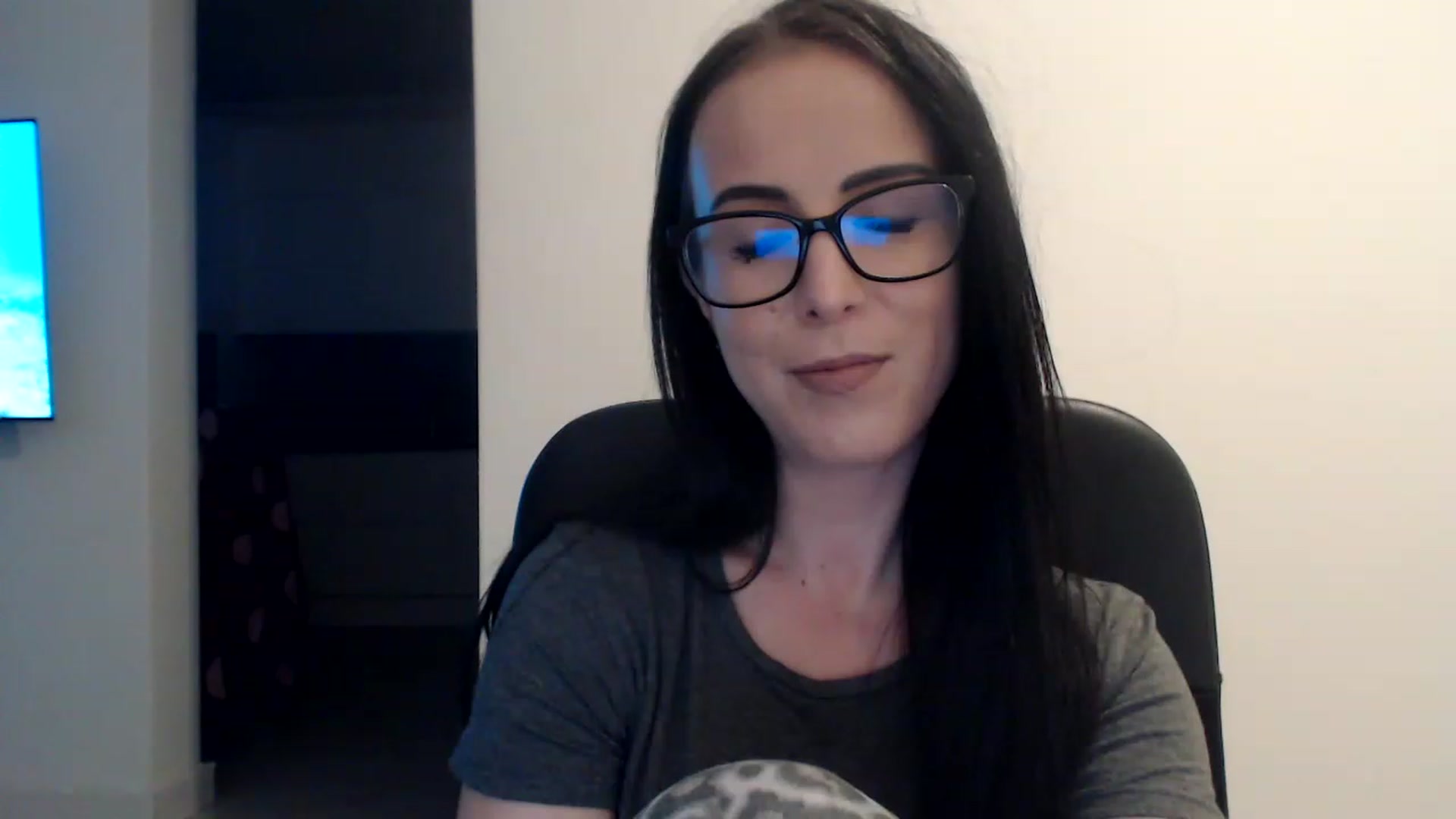 Gallery image thumbnail from Alexys23's myfreecams stream on, 02/11/2023, 02:57 image 15 of 20