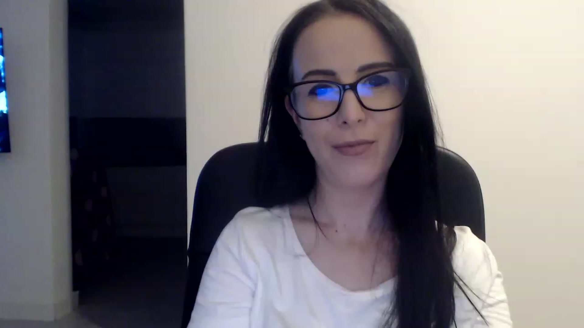 Gallery image thumbnail from Alexys23's myfreecams stream on, 02/12/2023, 02:01 image 18 of 20