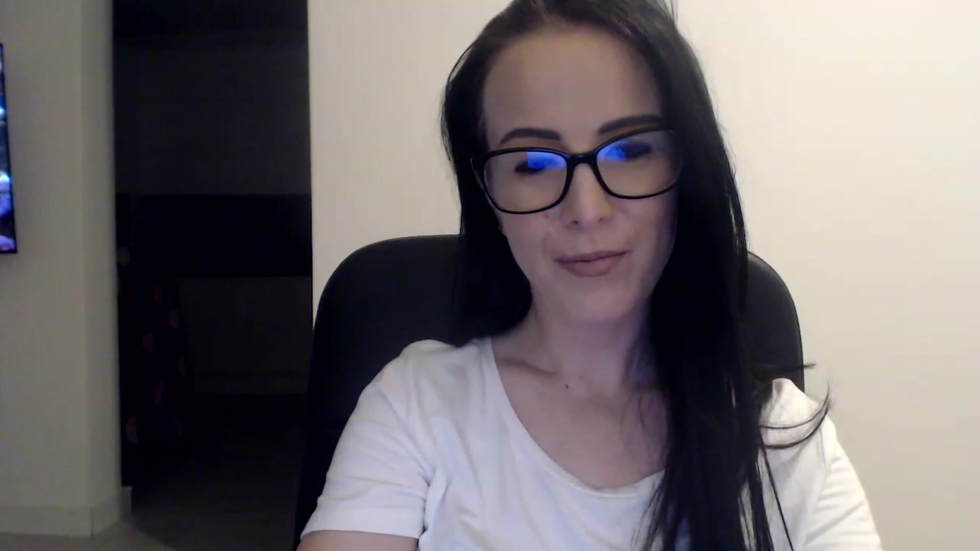 Gallery image thumbnail from Alexys23's myfreecams stream on, 02/12/2023, 02:01 image 5 of 20