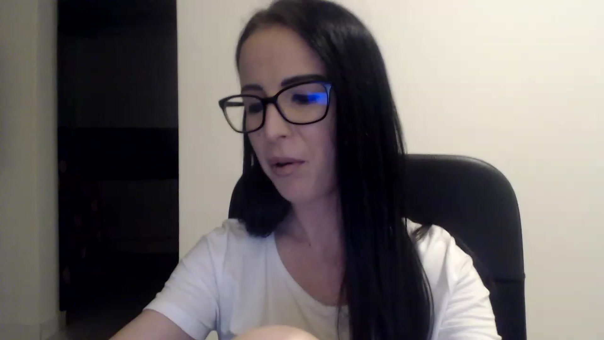 Gallery image thumbnail from Alexys23's myfreecams stream on, 02/12/2023, 05:31 image 20 of 20