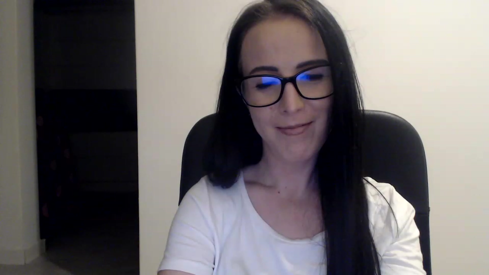 Gallery image thumbnail from Alexys23's myfreecams stream on, 02/12/2023, 05:31 image 6 of 20