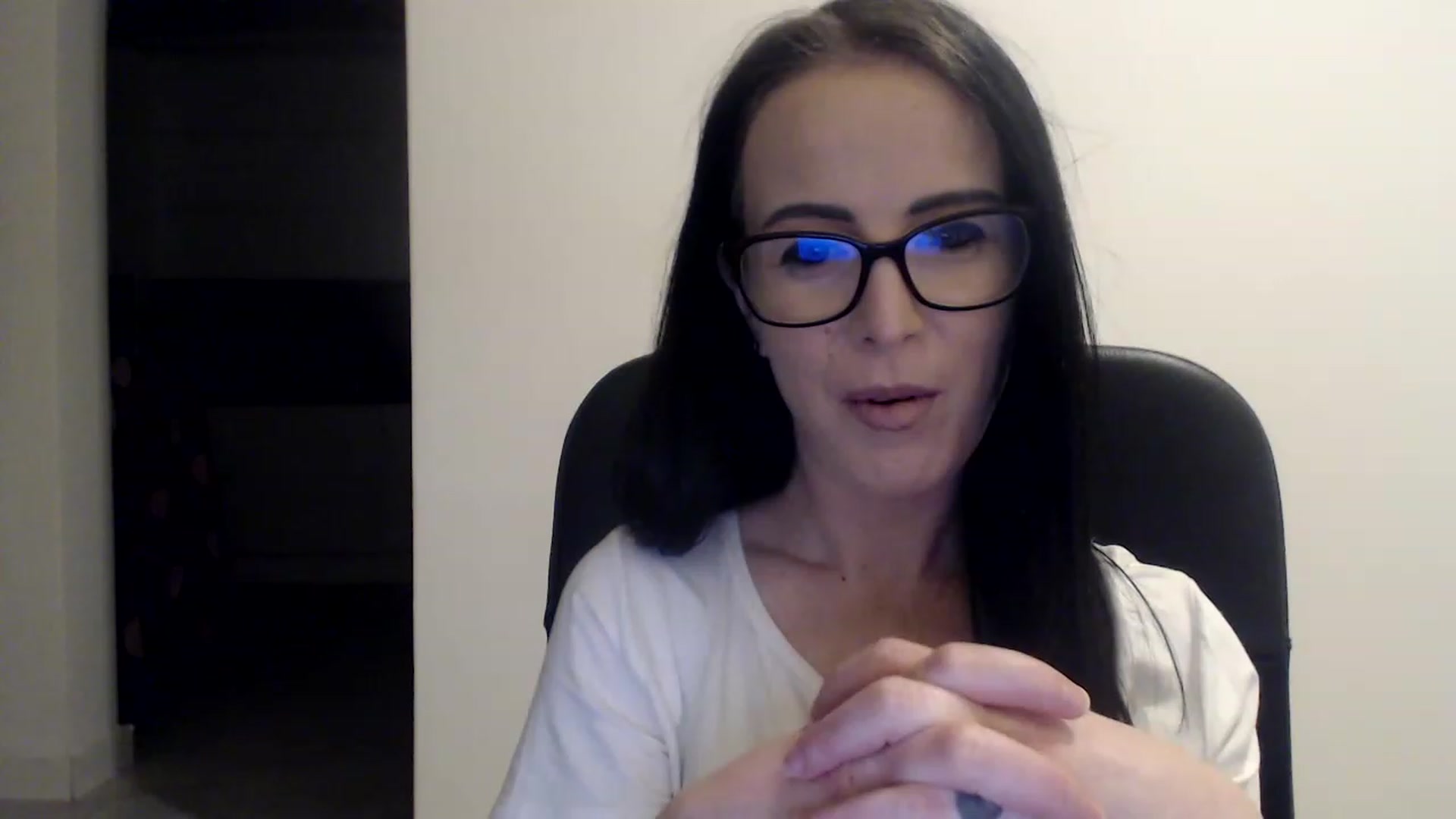 Gallery image thumbnail from Alexys23's myfreecams stream on, 02/12/2023, 05:31 image 5 of 20