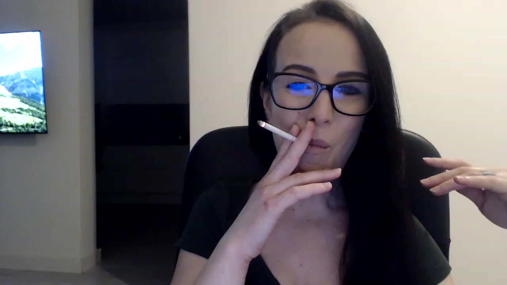 Gallery image thumbnail from Alexys23's myfreecams stream on, 02/13/2023, 01:42 image 10 of 20
