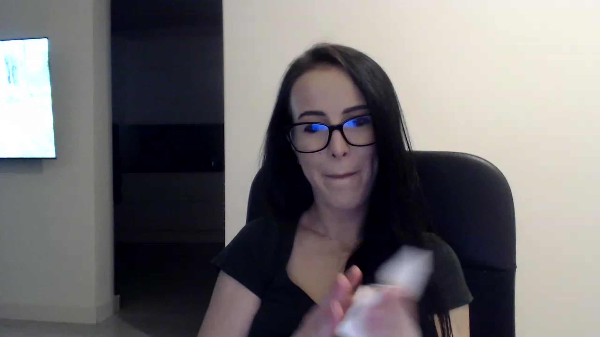 Gallery image thumbnail from Alexys23's myfreecams stream on, 02/13/2023, 01:42 image 19 of 20