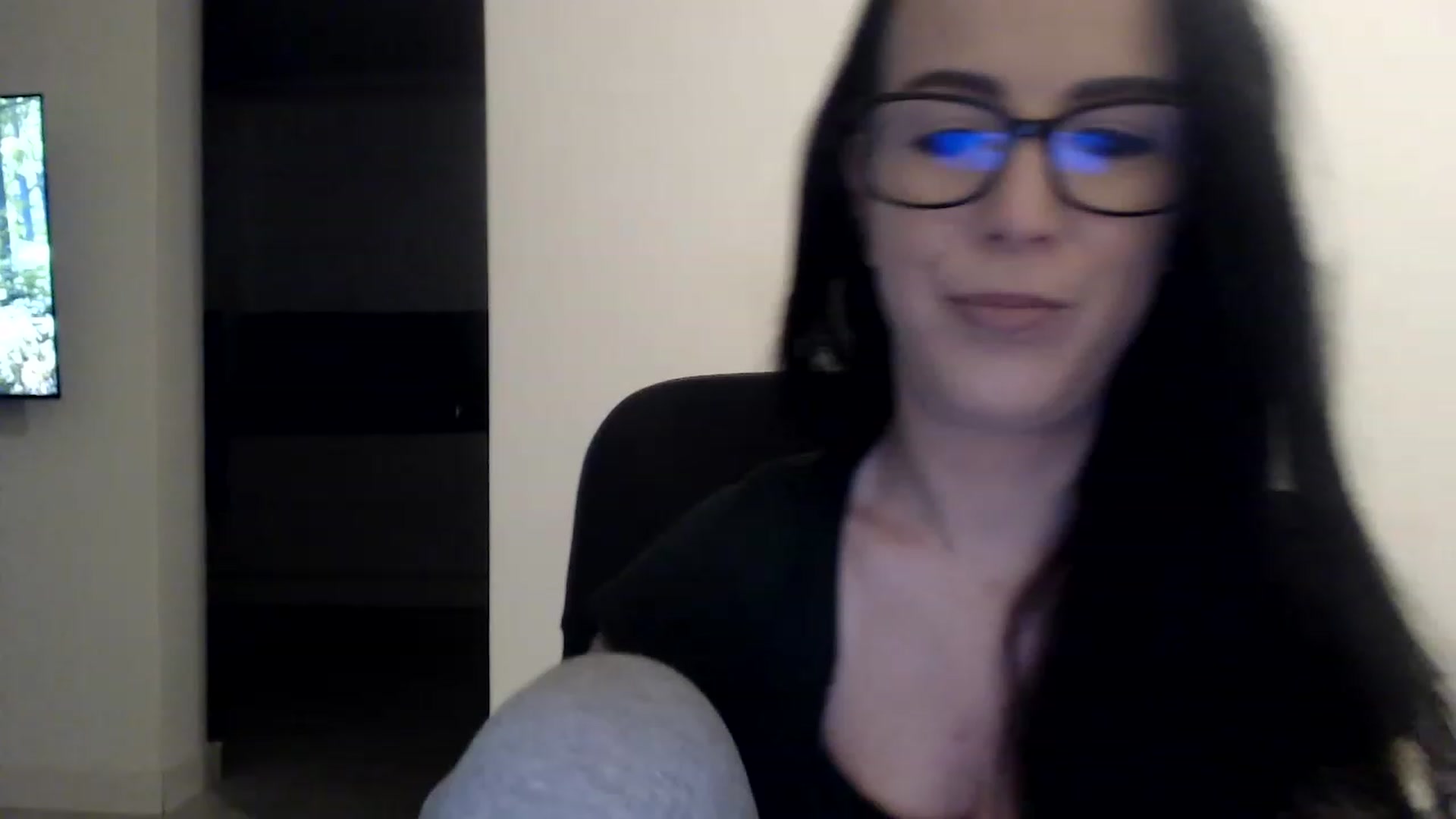Gallery image thumbnail from Alexys23's myfreecams stream on, 02/13/2023, 01:42 image 2 of 20
