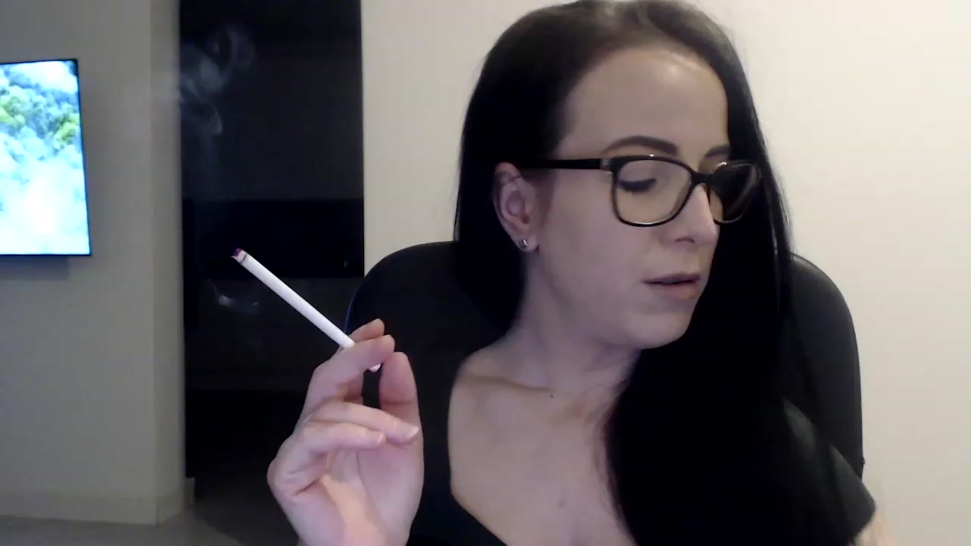 Gallery image thumbnail from Alexys23's myfreecams stream on, 02/13/2023, 01:42 image 8 of 20