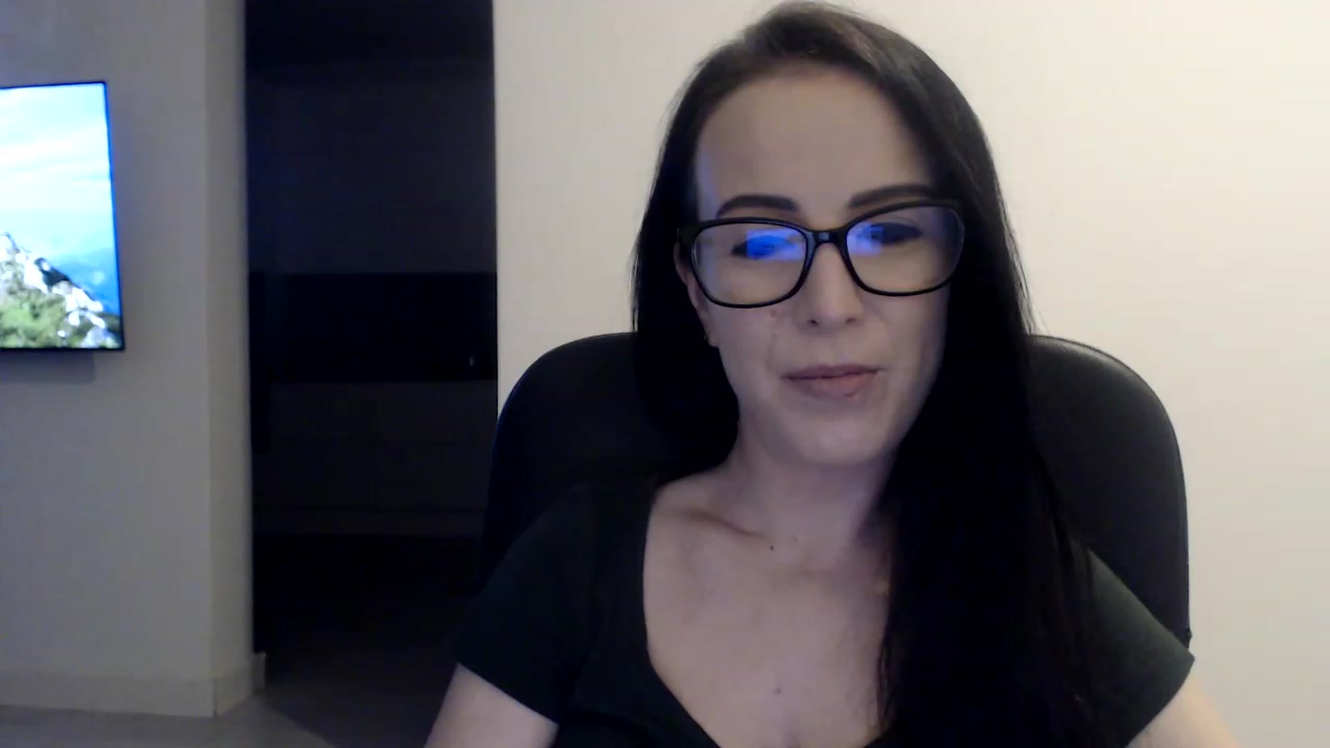 Gallery image thumbnail from Alexys23's myfreecams stream on, 02/13/2023, 01:42 image 12 of 20