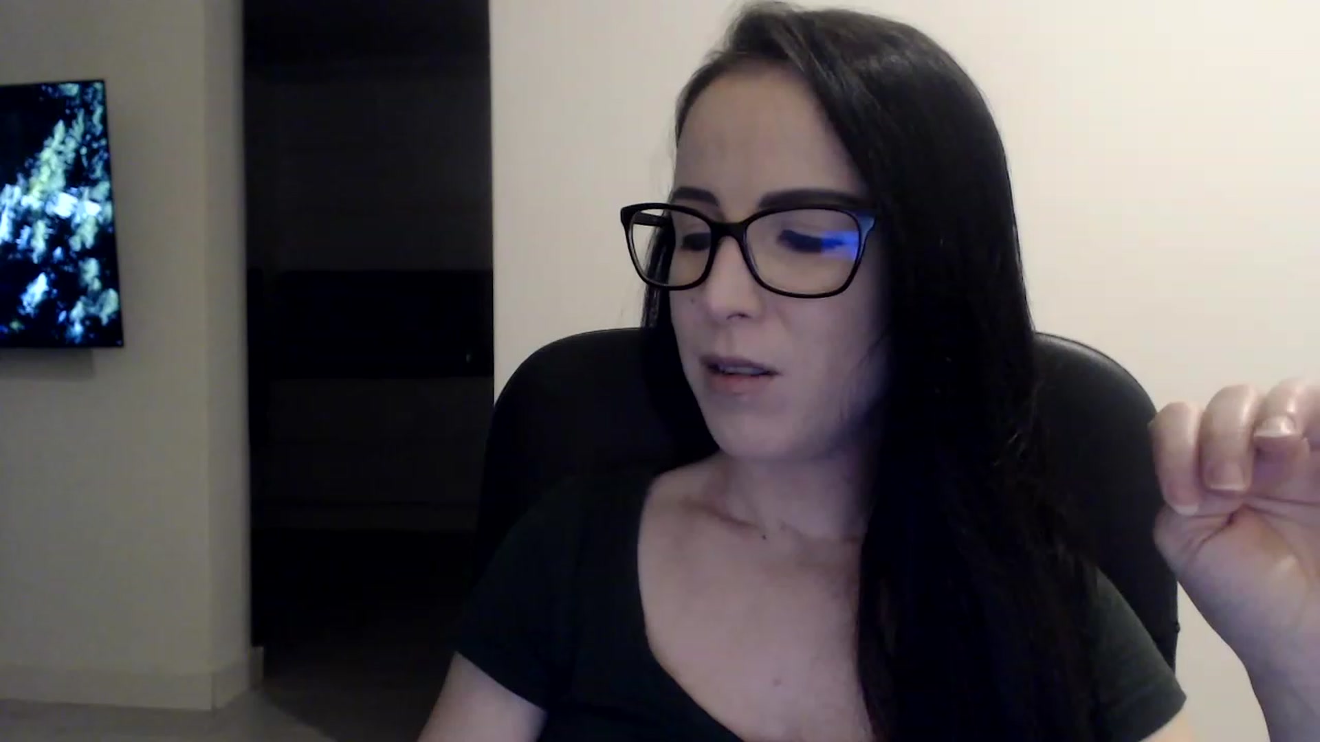 Gallery image thumbnail from Alexys23's myfreecams stream on, 02/13/2023, 01:42 image 14 of 20