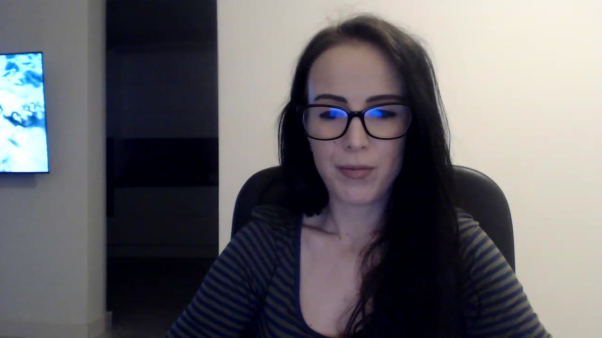 Gallery image thumbnail from Alexys23's myfreecams stream on, 02/24/2023, 02:26 image 7 of 20