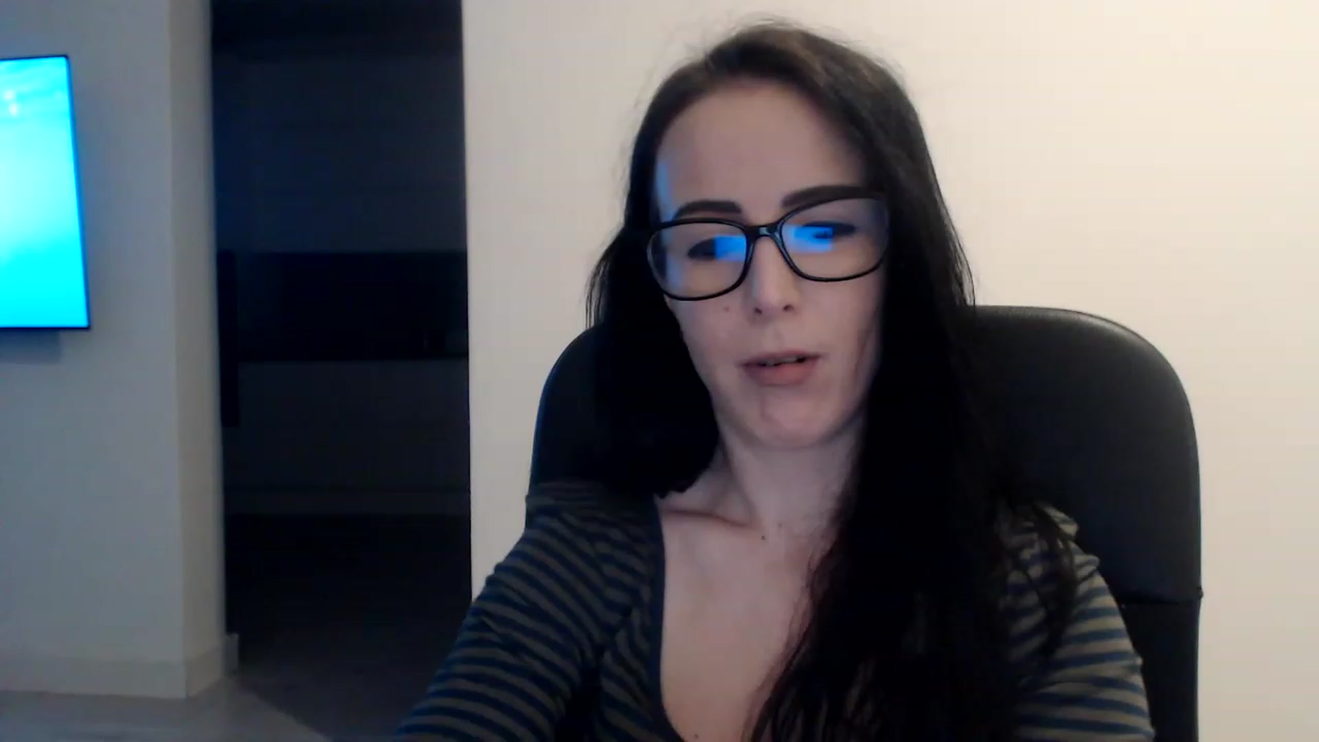 Gallery image thumbnail from Alexys23's myfreecams stream on, 02/24/2023, 02:26 image 20 of 20