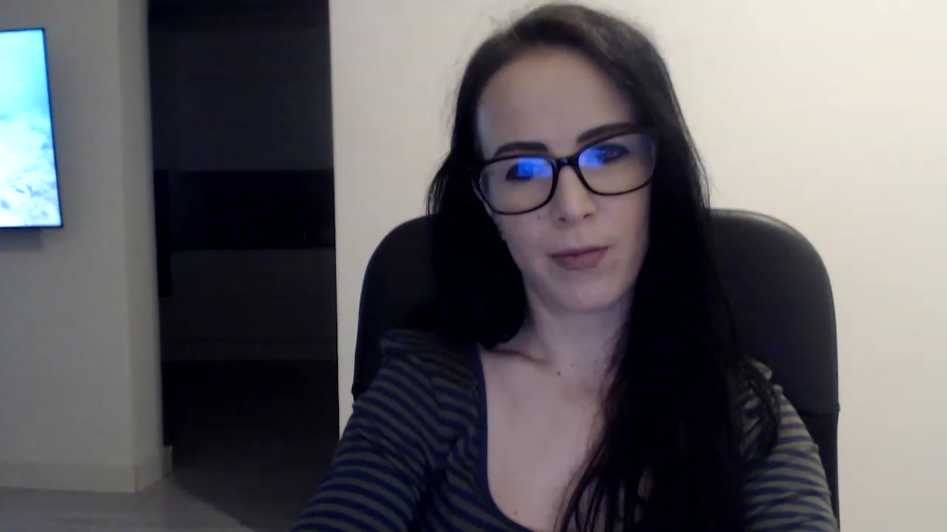Gallery image thumbnail from Alexys23's myfreecams stream on, 02/24/2023, 02:26 image 18 of 20