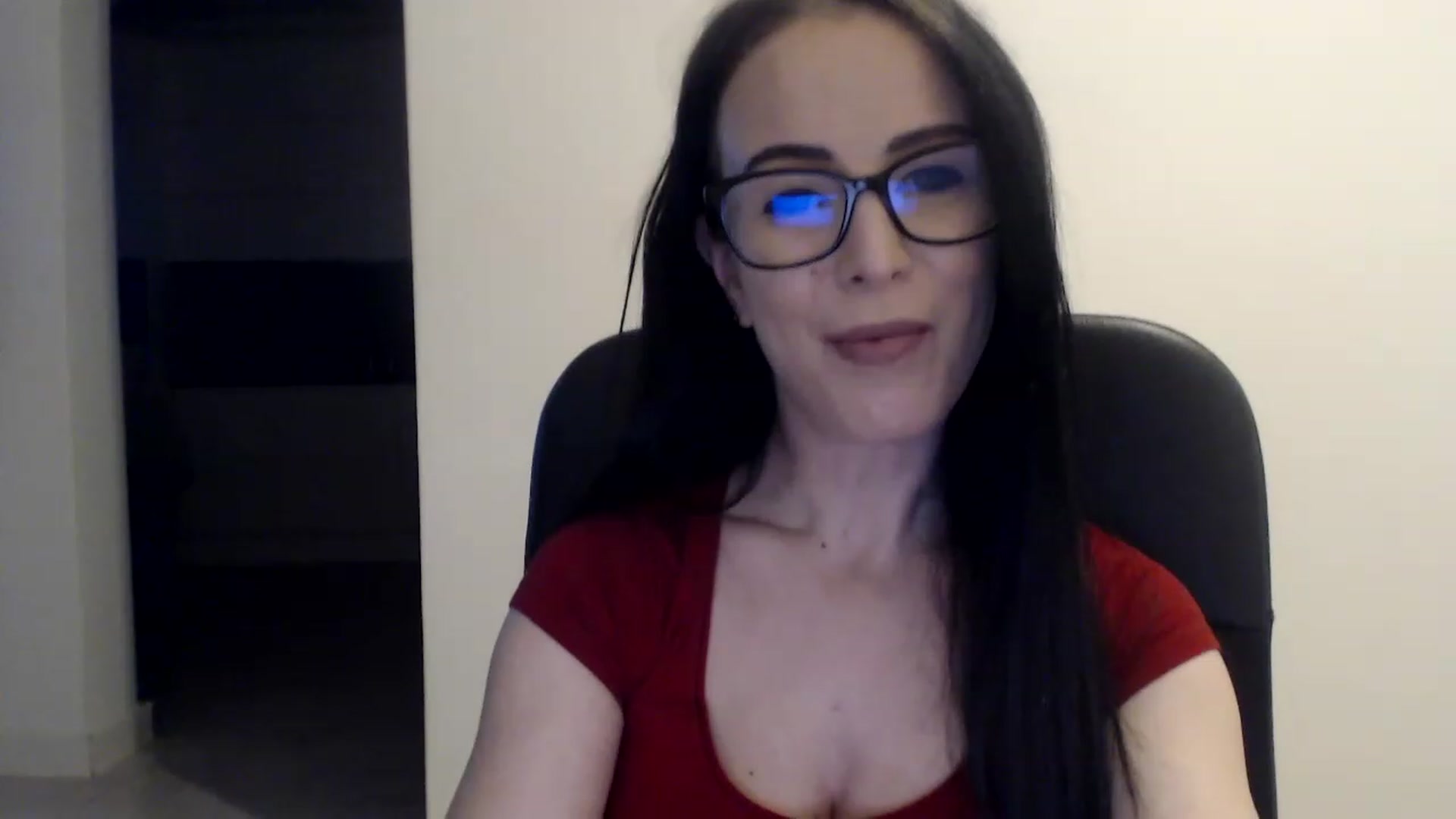 Gallery image thumbnail from Alexys23's myfreecams stream on, 02/27/2023, 03:00 image 17 of 20