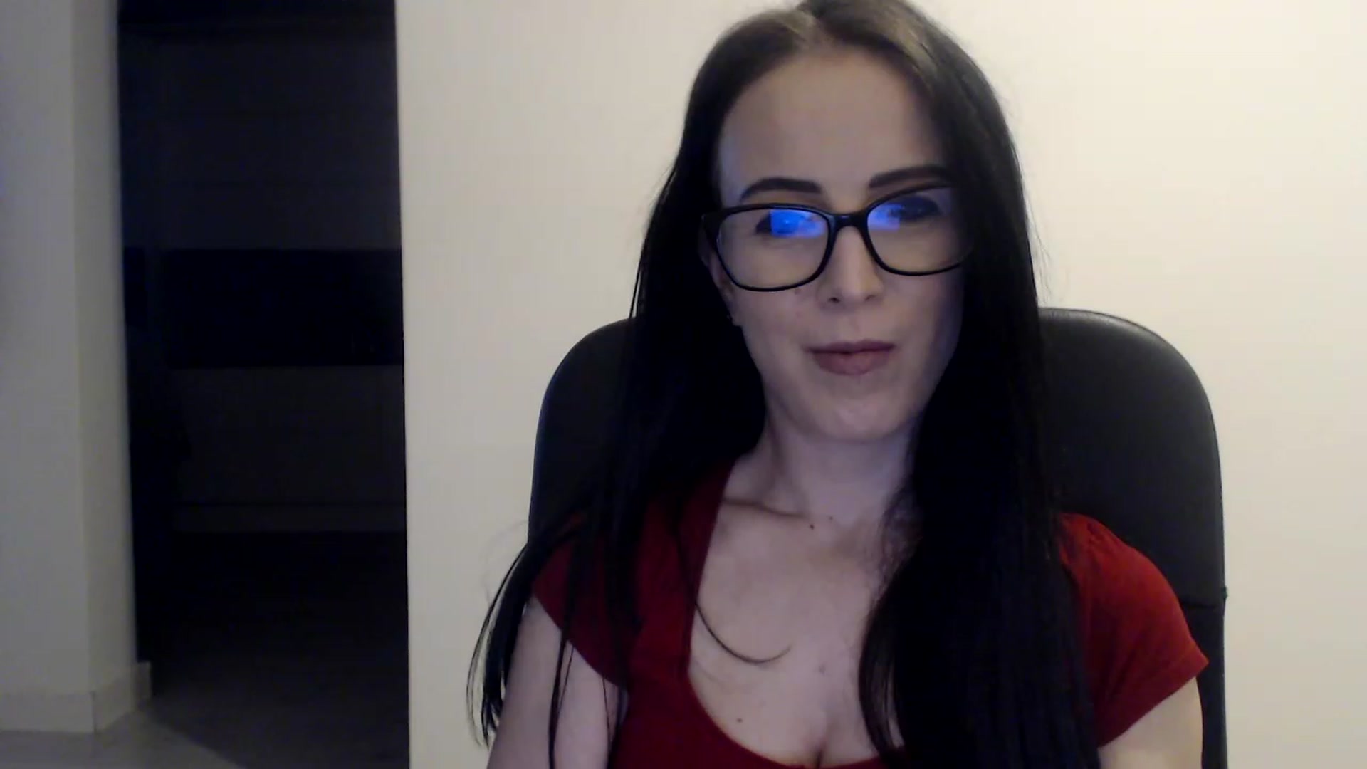 Gallery image thumbnail from Alexys23's myfreecams stream on, 02/27/2023, 03:00 image 5 of 20