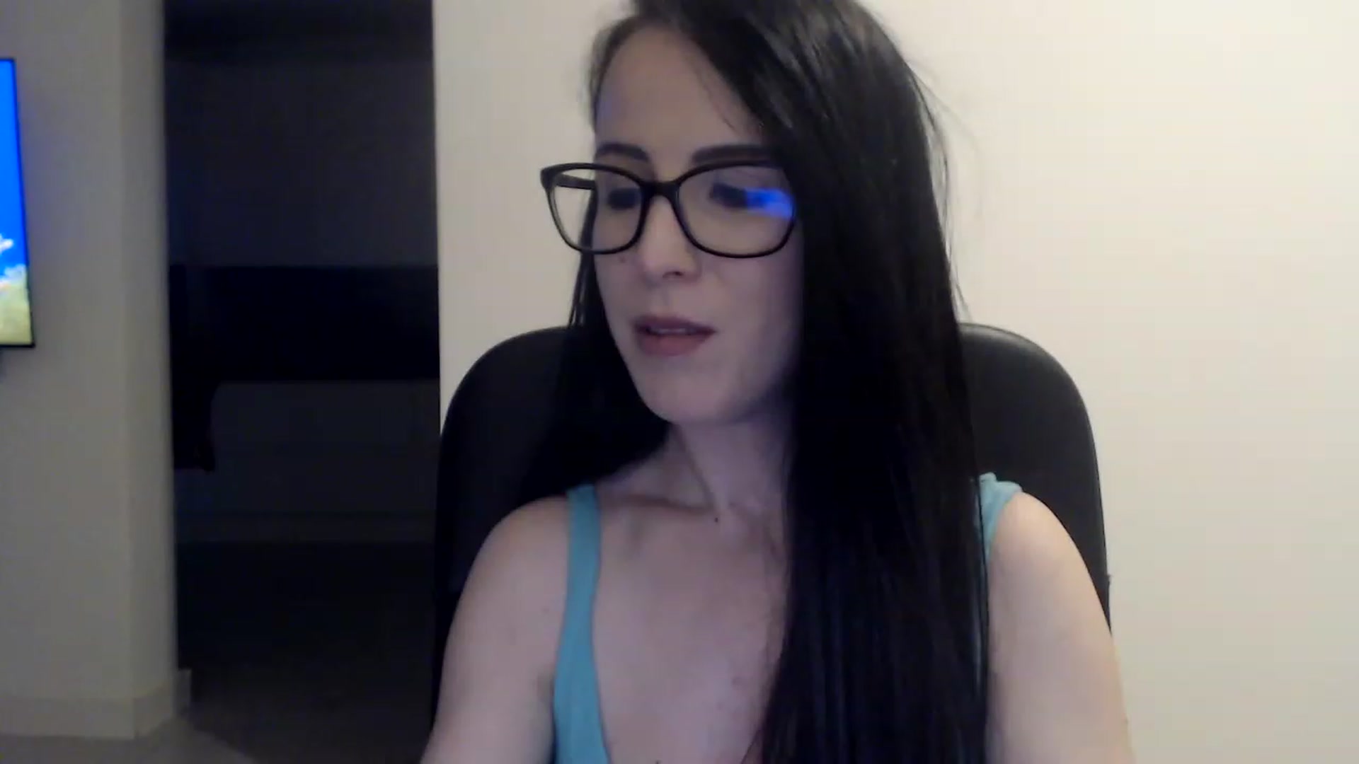 Gallery image thumbnail from Alexys23's myfreecams stream on, 03/06/2023, 06:20 image 16 of 20