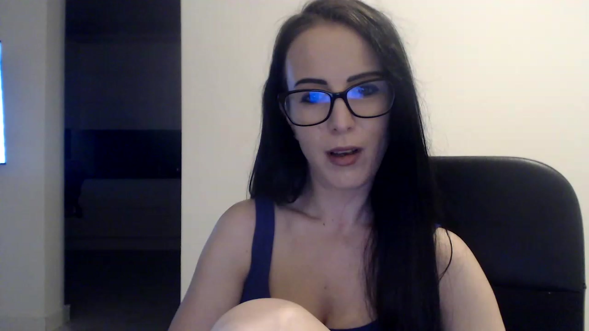 Gallery image thumbnail from Alexys23's myfreecams stream on, 03/07/2023, 02:35 image 19 of 20