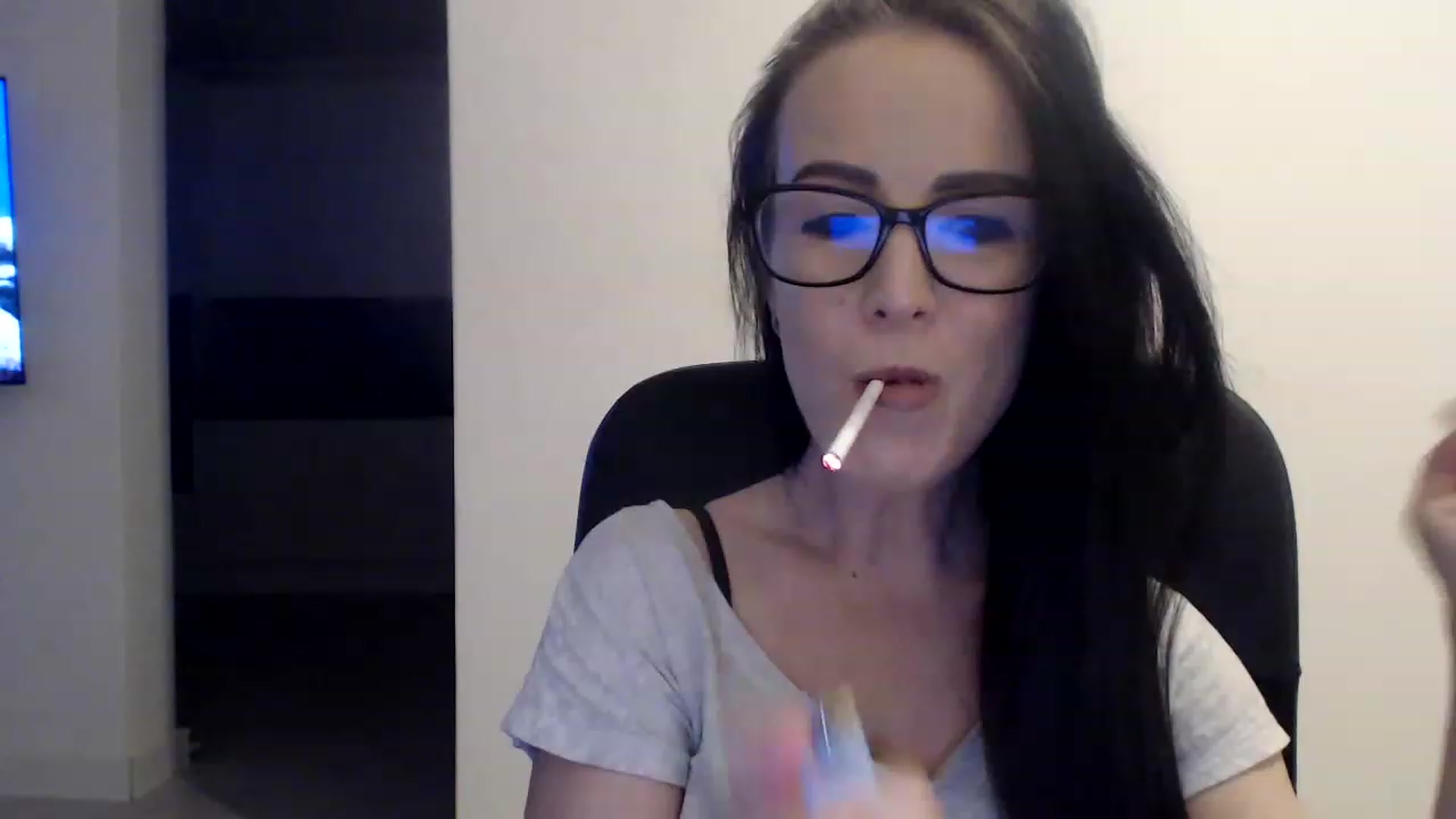 Gallery image thumbnail from Alexys23's myfreecams stream on, 03/19/2023, 03:25 image 1 of 20