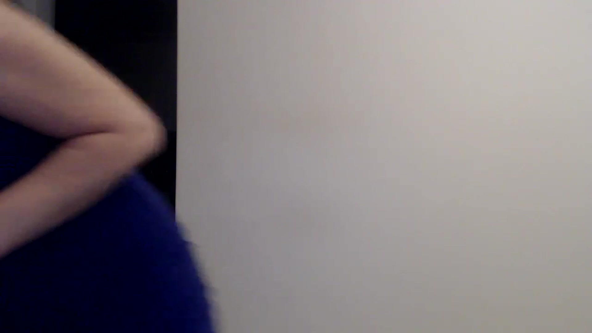 Gallery image thumbnail from Alexys23's myfreecams stream on, 04/10/2023, 04:04 image 17 of 20