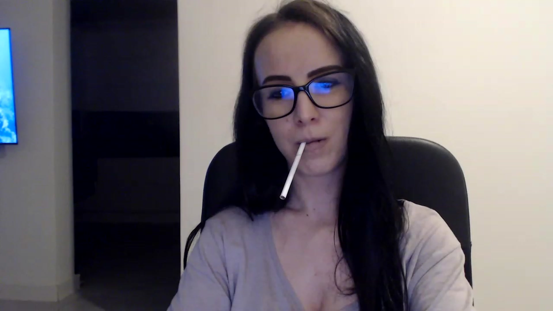 Gallery image thumbnail from Alexys23's myfreecams stream on, 04/24/2023, 01:22 image 13 of 20