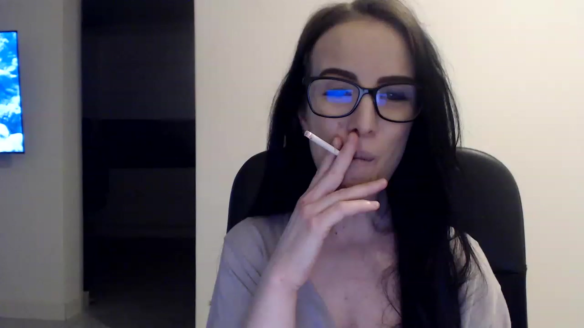 Gallery image thumbnail from Alexys23's myfreecams stream on, 04/24/2023, 01:22 image 3 of 20