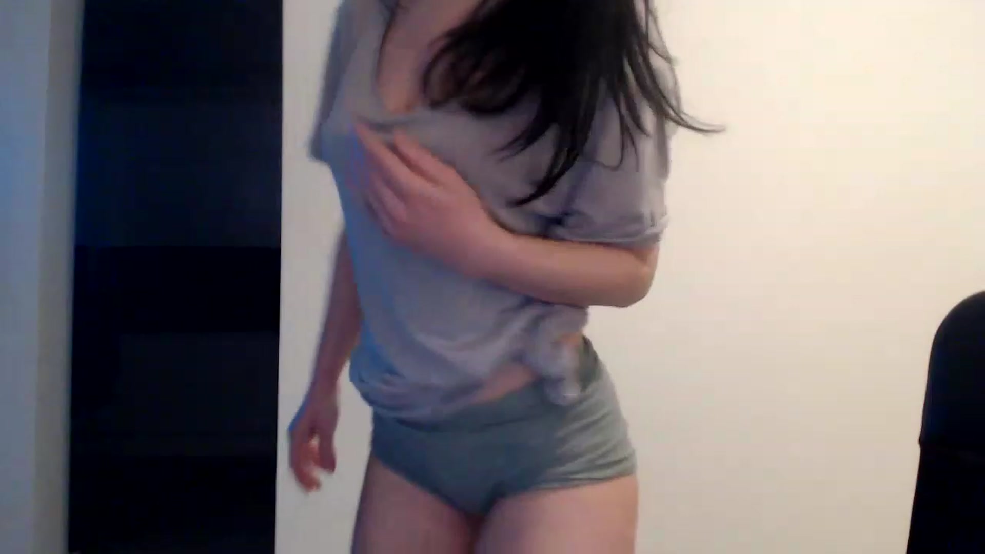 Gallery image thumbnail from Alexys23's myfreecams stream on, 04/24/2023, 03:18 image 4 of 20