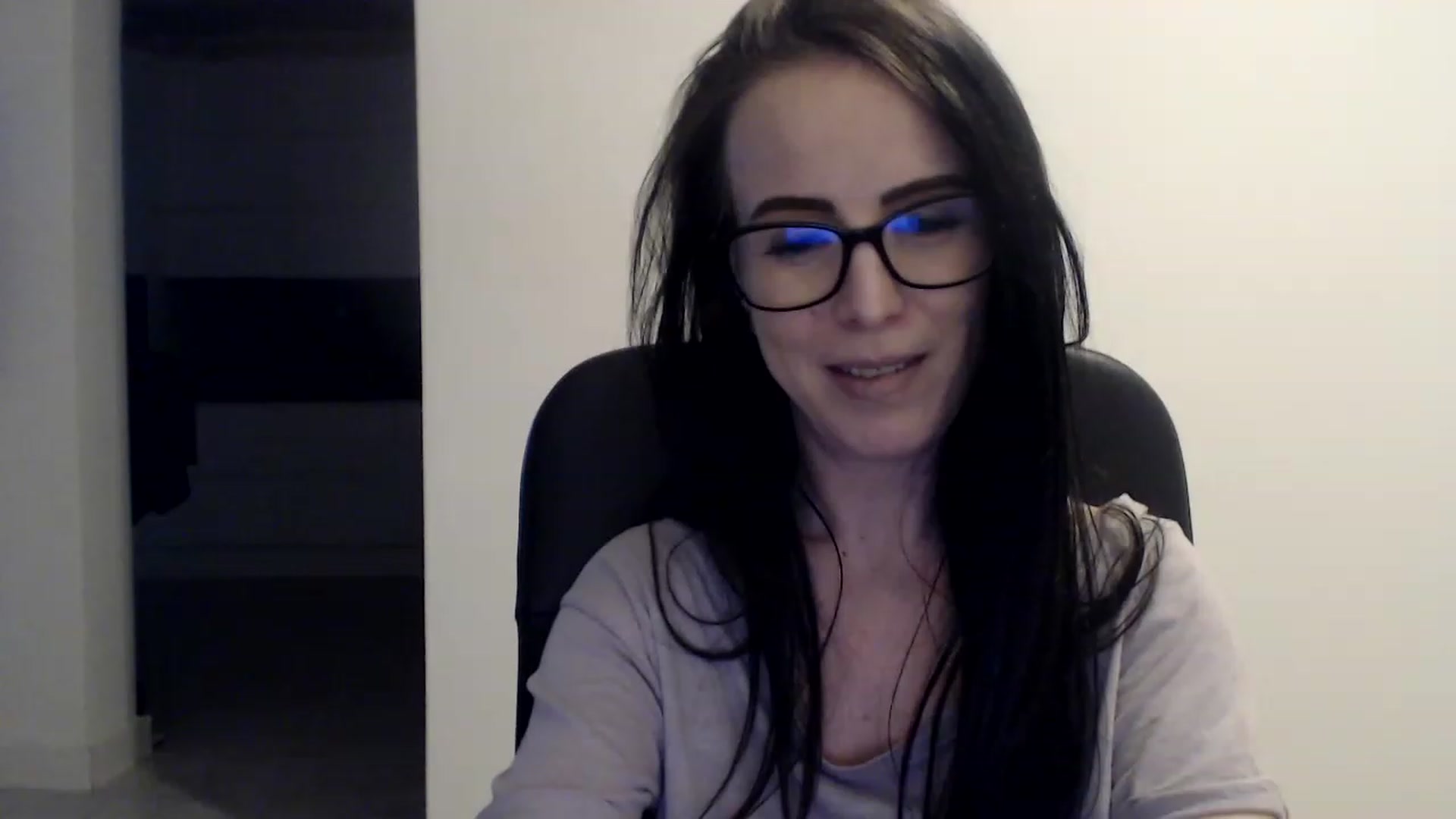 Gallery image thumbnail from Alexys23's myfreecams stream on, 04/24/2023, 05:44 image 1 of 20