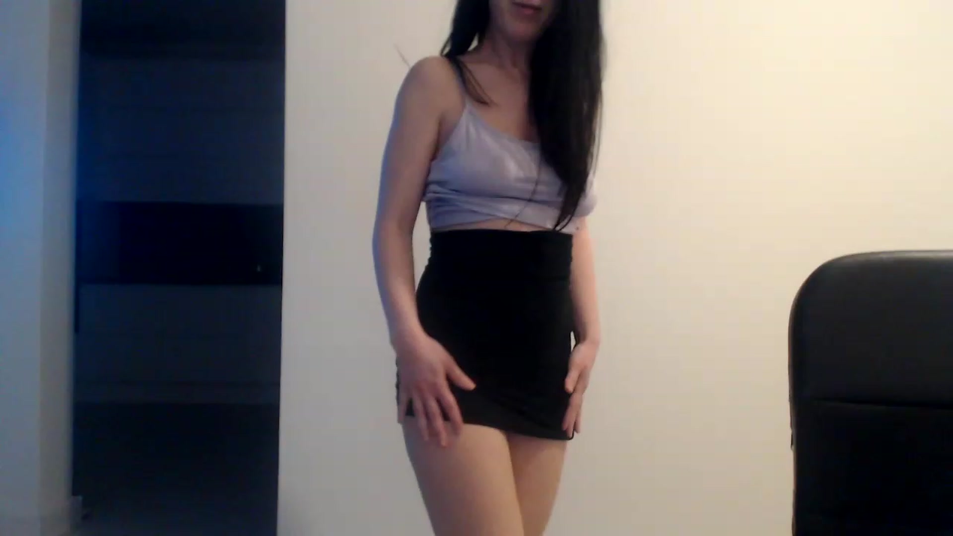 Gallery image thumbnail from Alexys23's myfreecams stream on, 05/01/2023, 04:39 image 14 of 20