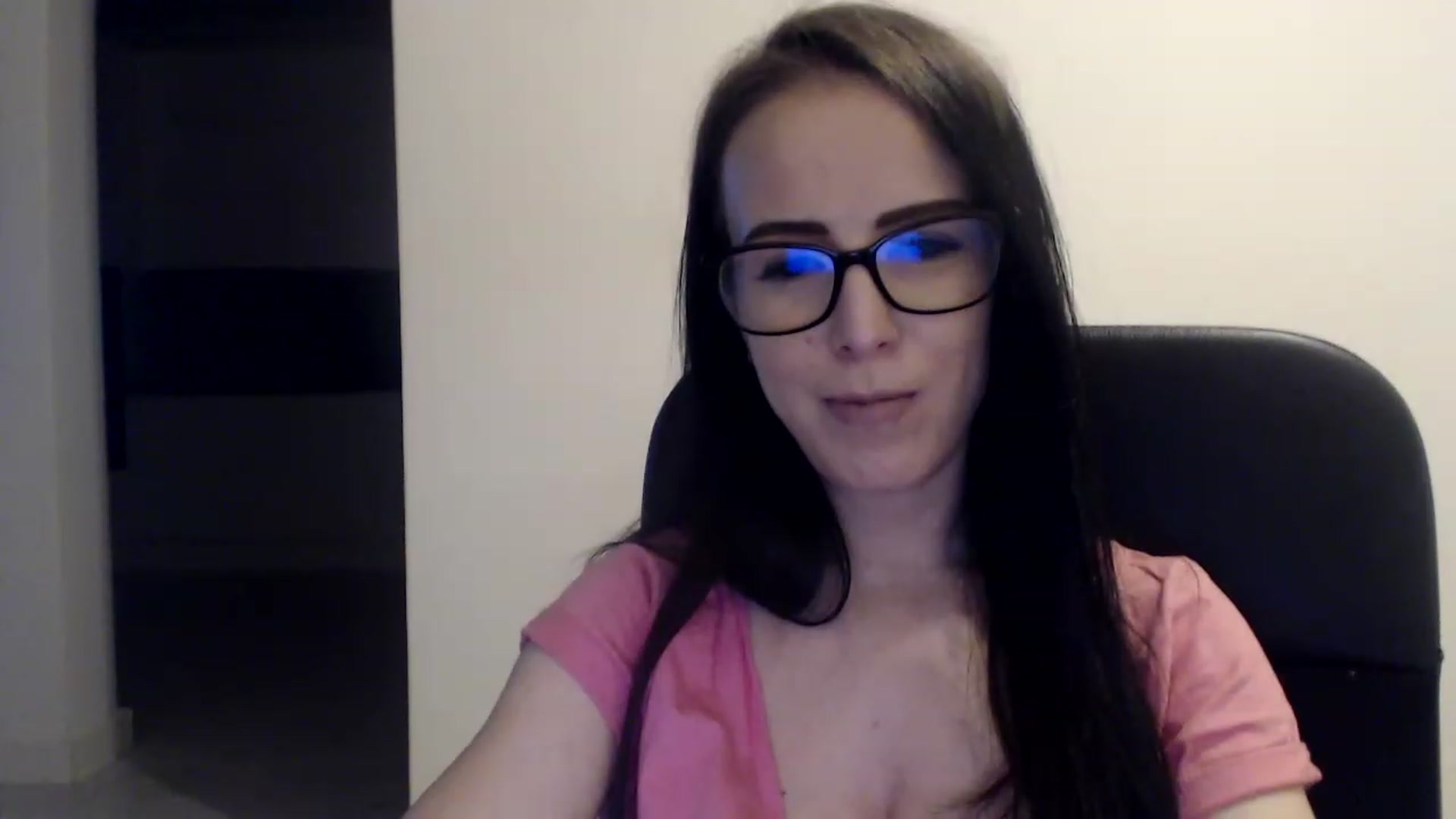 Gallery image thumbnail from Alexys23's myfreecams stream on, 05/14/2023, 03:32 image 11 of 20