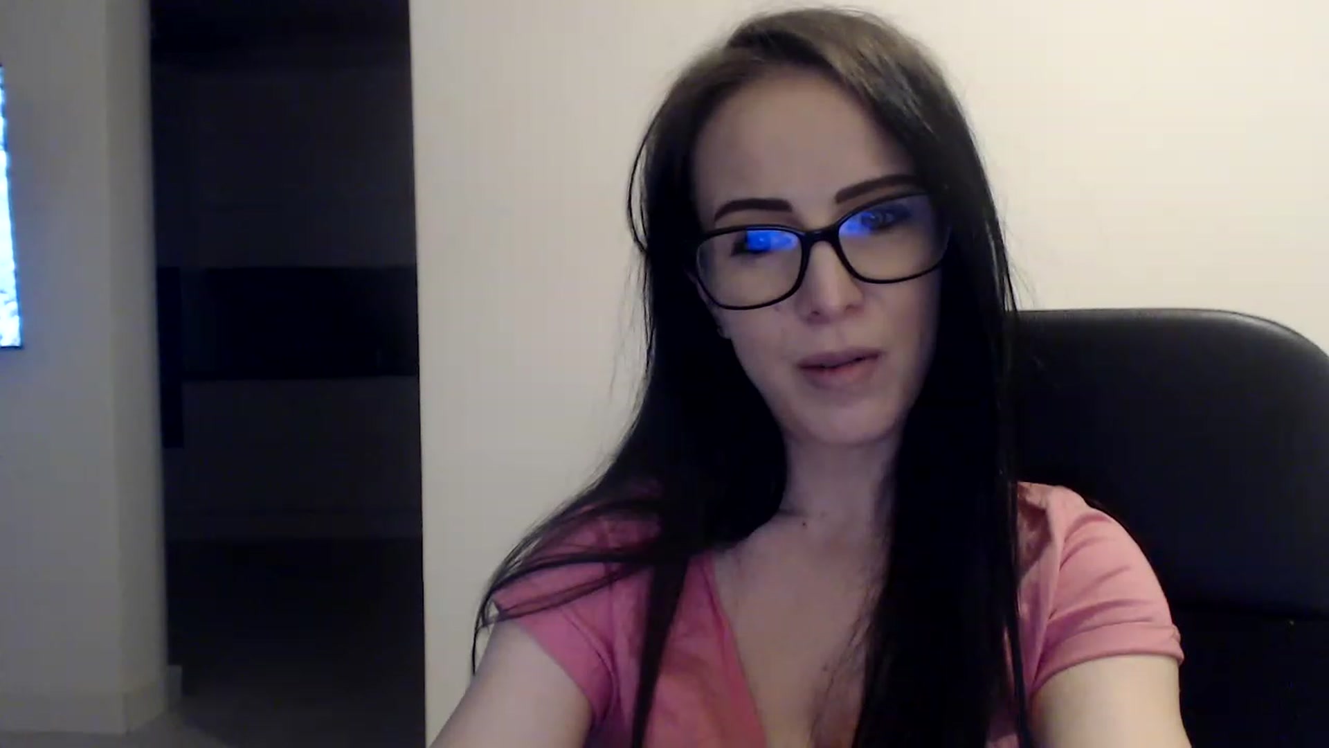 Gallery image thumbnail from Alexys23's myfreecams stream on, 05/14/2023, 03:32 image 14 of 20