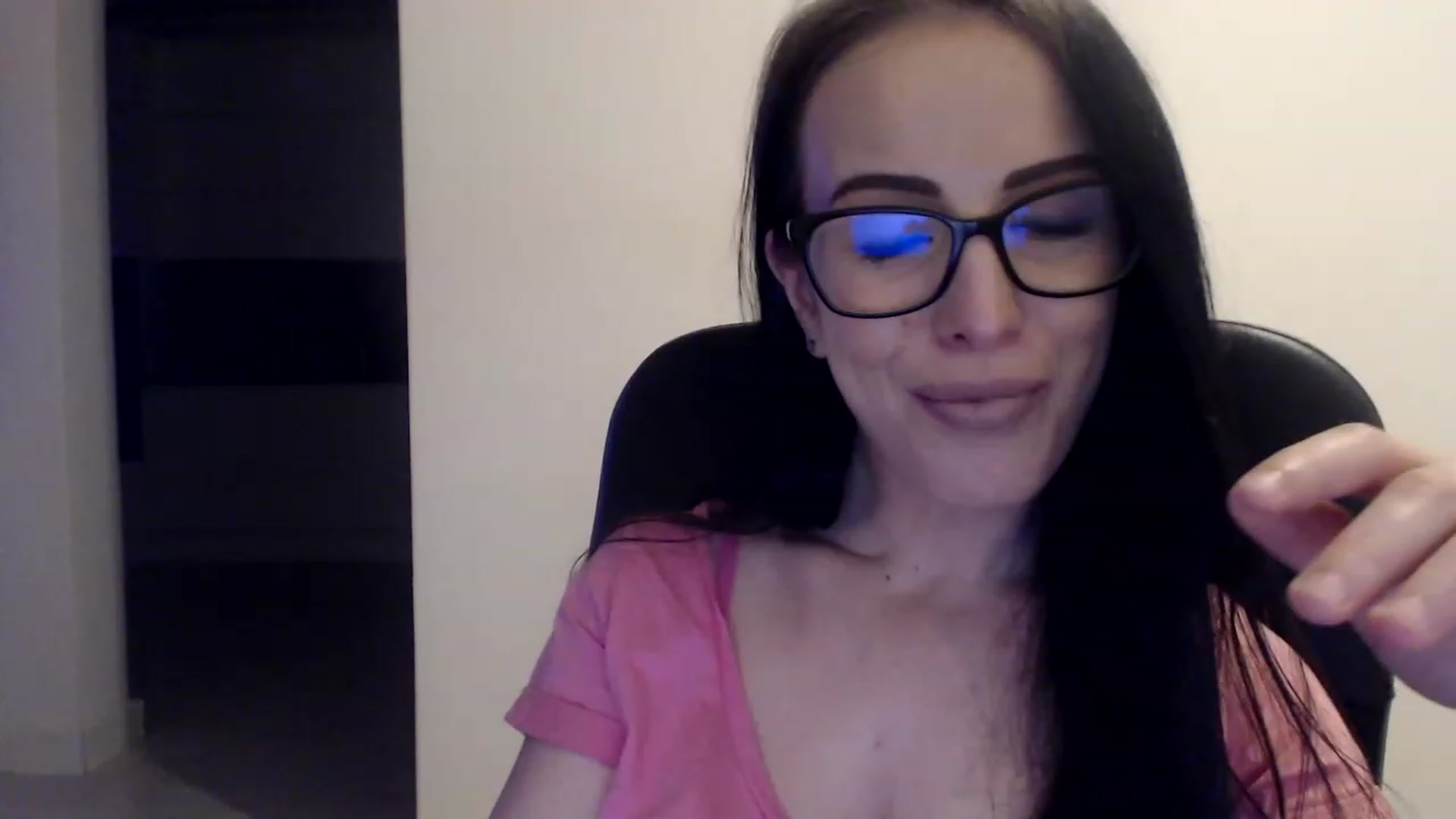 Gallery image thumbnail from Alexys23's myfreecams stream on, 05/14/2023, 03:32 image 2 of 20