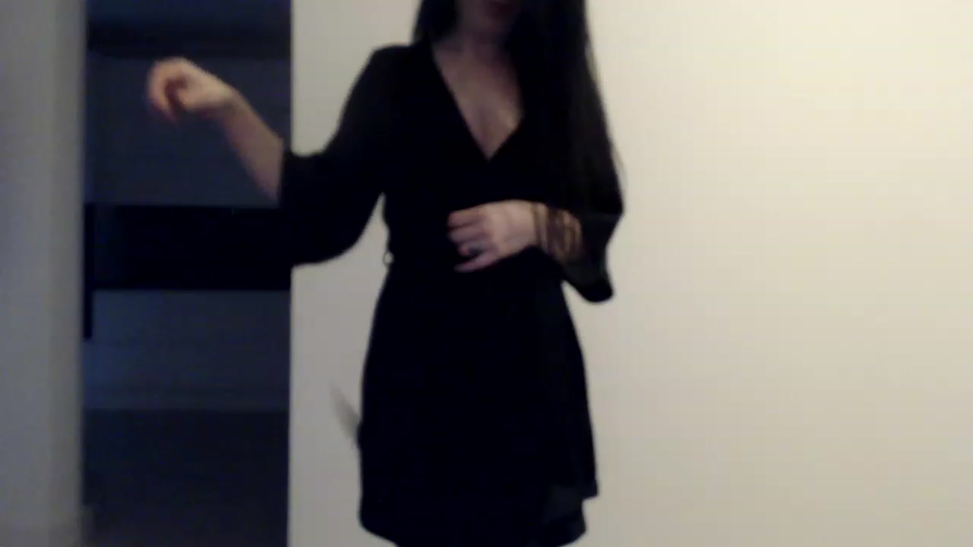 Gallery image thumbnail from Alexys23's myfreecams stream on, 06/05/2023, 05:42 image 13 of 20