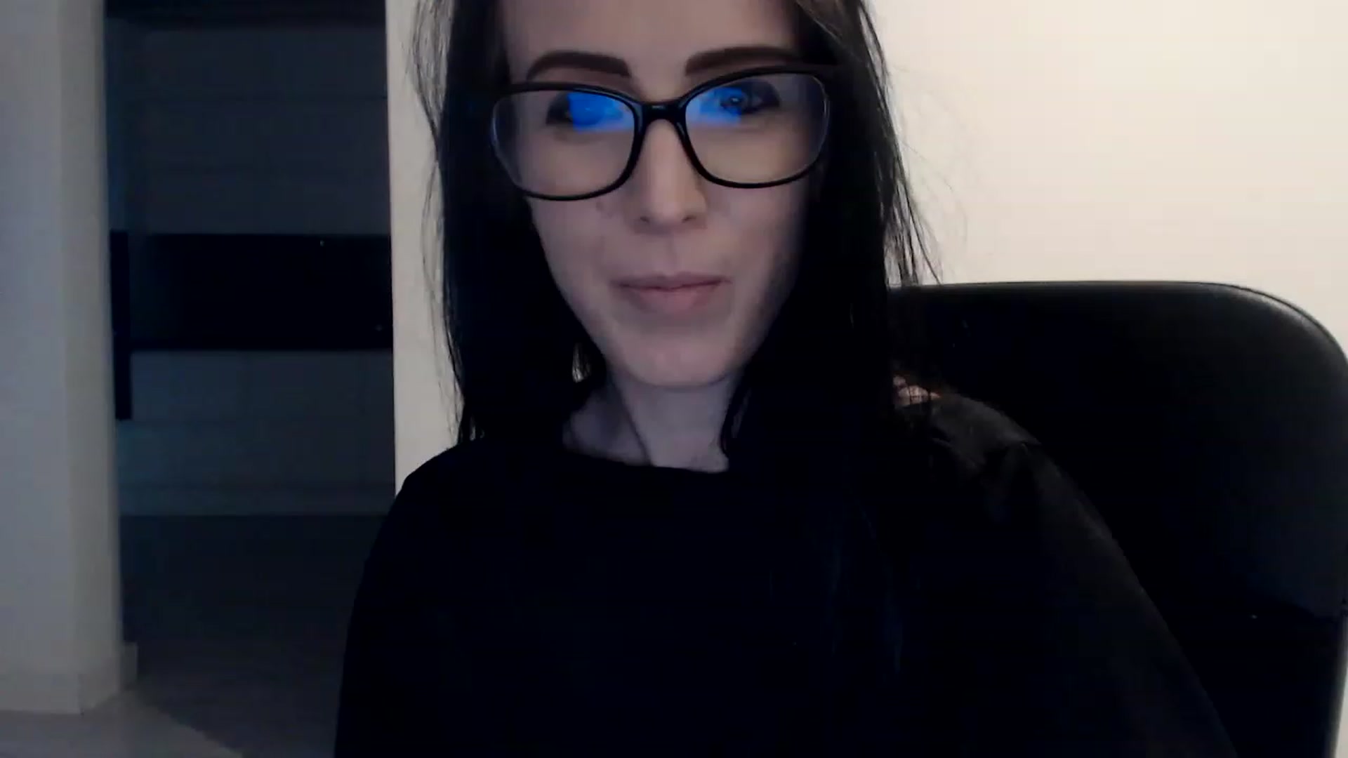 Gallery image thumbnail from Alexys23's myfreecams stream on, 06/05/2023, 05:42 image 16 of 20