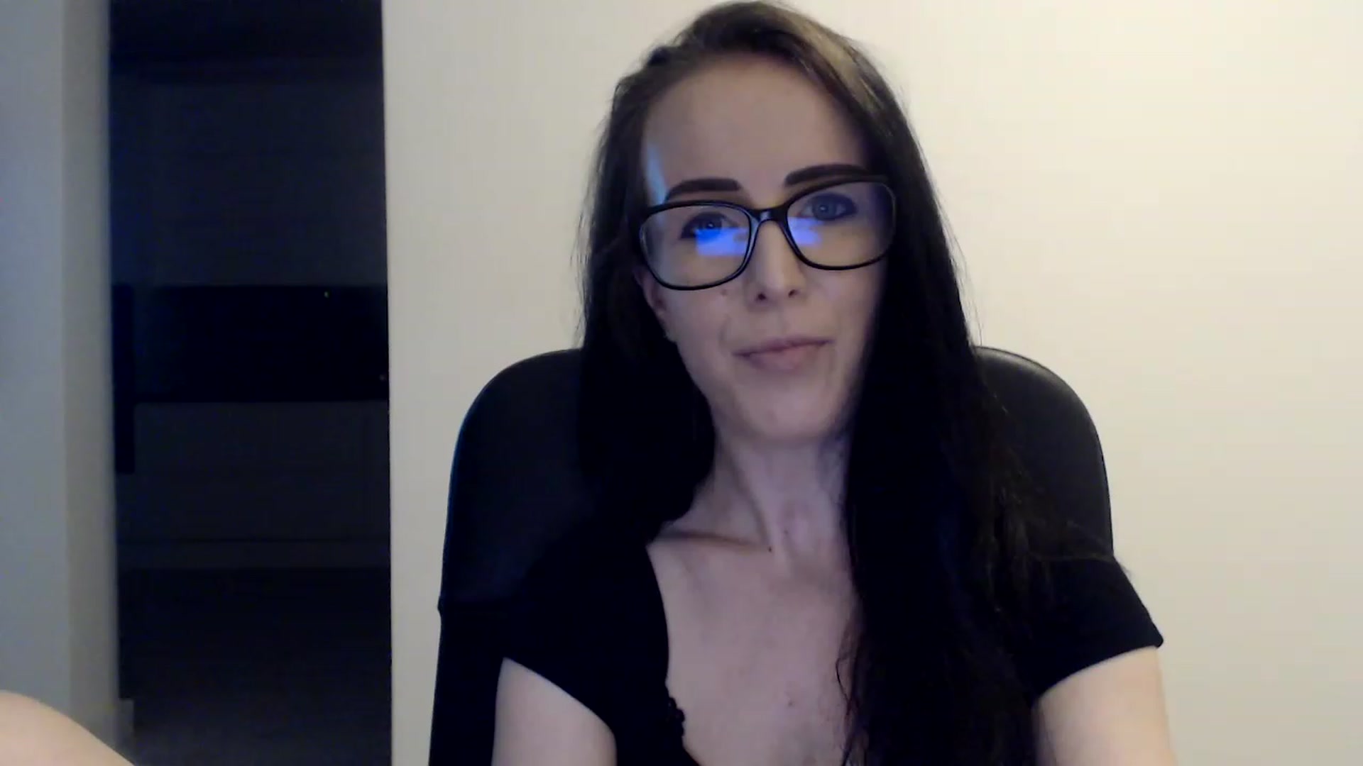 Gallery image thumbnail from Alexys23's myfreecams stream on, 06/25/2023, 02:26 image 1 of 20