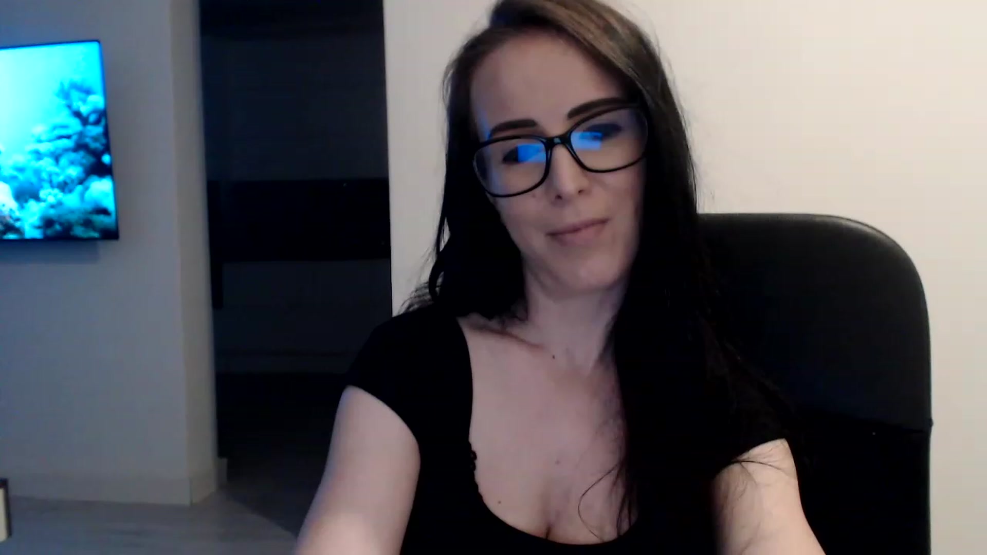 Gallery image thumbnail from Alexys23's myfreecams stream on, 06/25/2023, 03:57 image 20 of 20