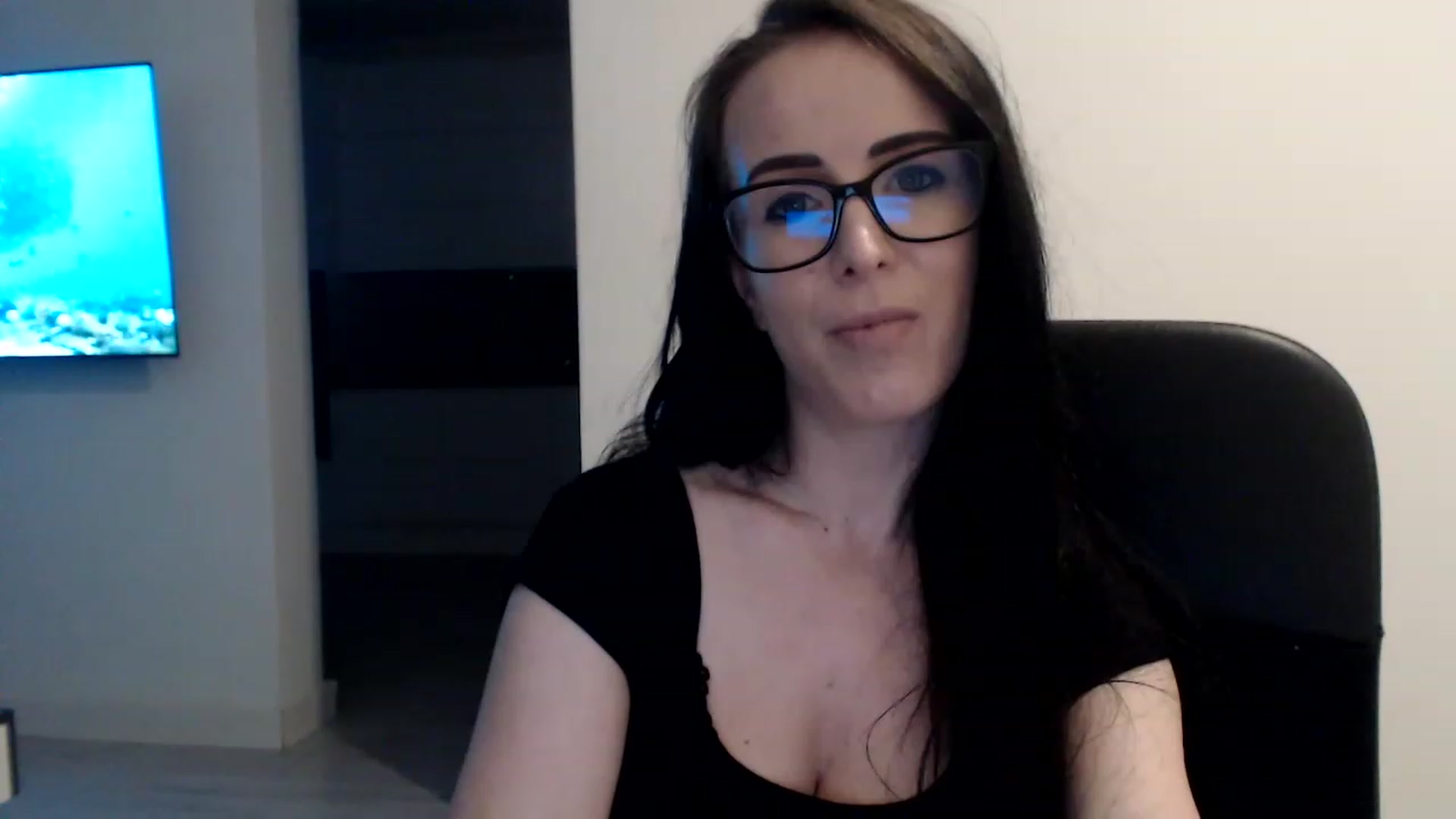 Gallery image thumbnail from Alexys23's myfreecams stream on, 06/25/2023, 03:57 image 19 of 20