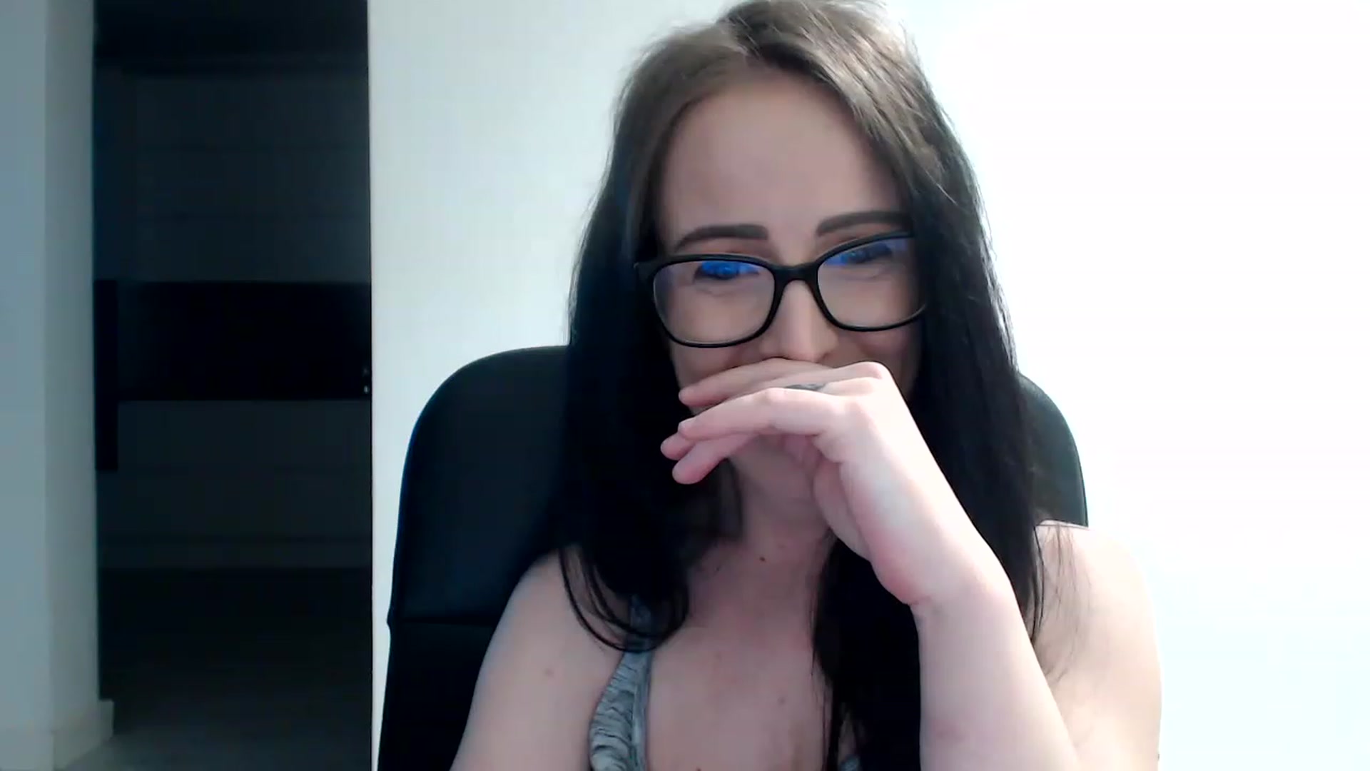 Gallery image thumbnail from Alexys23's myfreecams stream on, 07/16/2023, 01:06 image 8 of 20