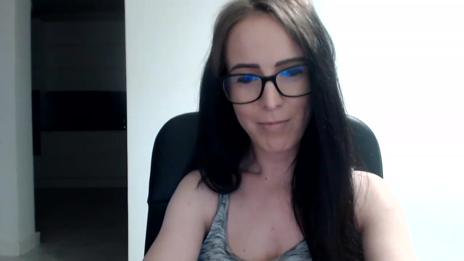 Gallery image thumbnail from Alexys23's myfreecams stream on, 07/16/2023, 01:06 image 1 of 20