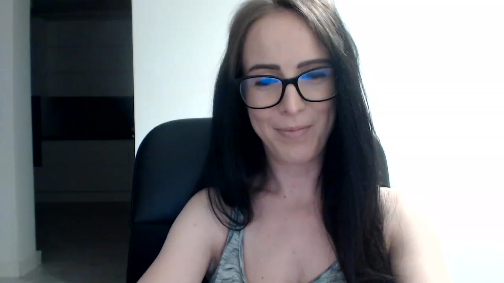 Gallery image thumbnail from Alexys23's myfreecams stream on, 07/16/2023, 01:06 image 11 of 20