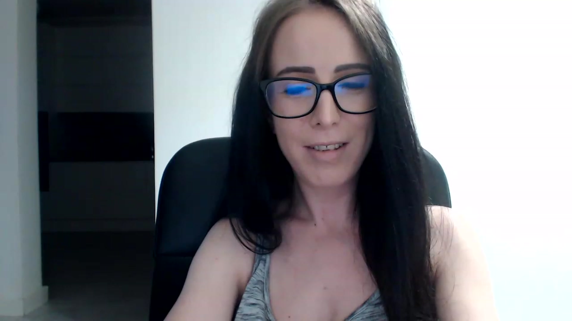Gallery image thumbnail from Alexys23's myfreecams stream on, 07/16/2023, 01:06 image 6 of 20