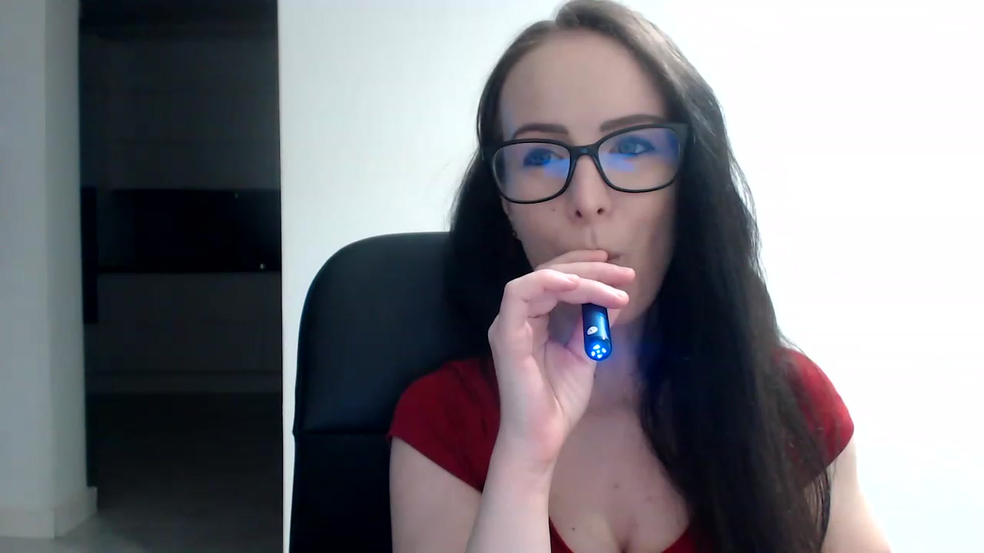Gallery image thumbnail from Alexys23's myfreecams stream on, 08/12/2023, 01:59 image 2 of 20