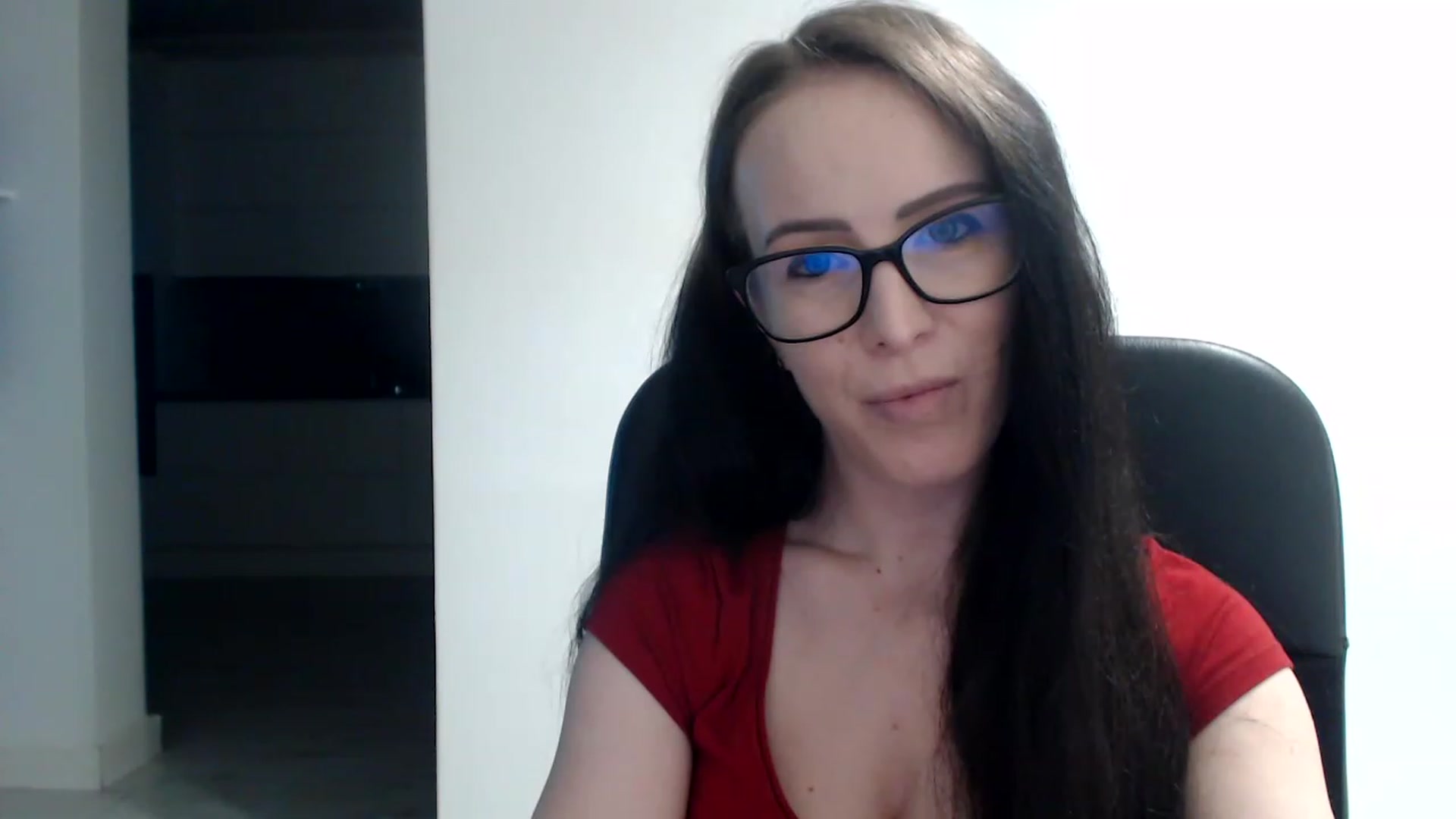 Gallery image thumbnail from Alexys23's myfreecams stream on, 08/12/2023, 01:59 image 15 of 20