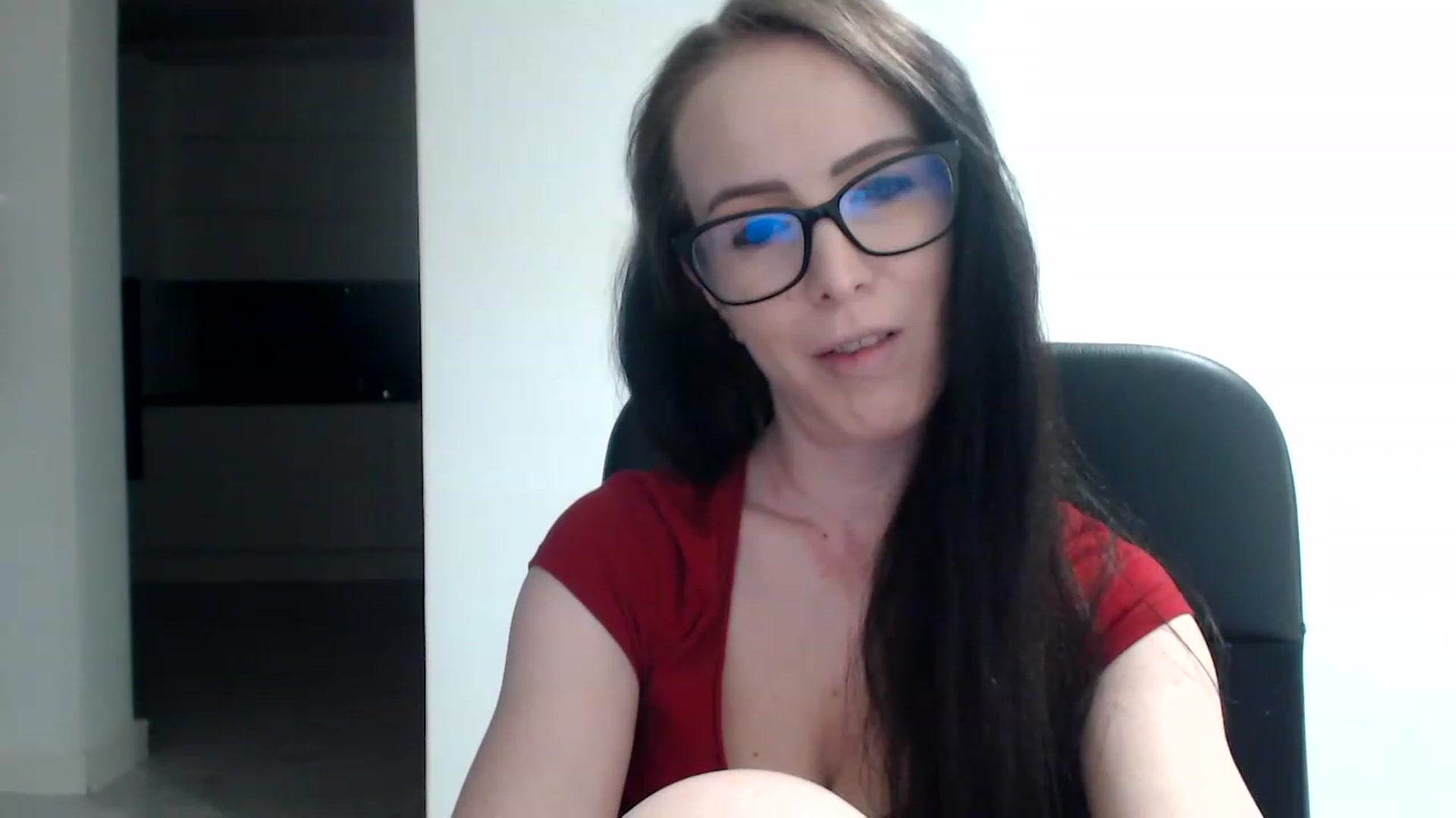 Gallery image thumbnail from Alexys23's myfreecams stream on, 08/12/2023, 03:04 image 8 of 20