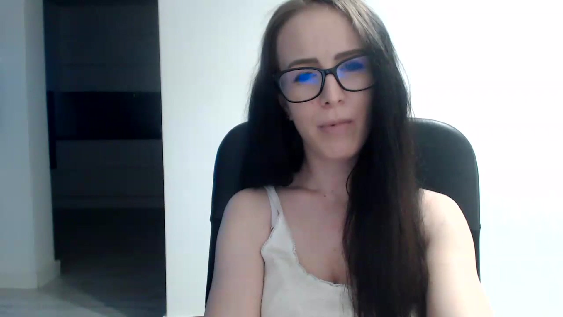 Gallery image thumbnail from Alexys23's myfreecams stream on, 08/13/2023, 02:39 image 13 of 20