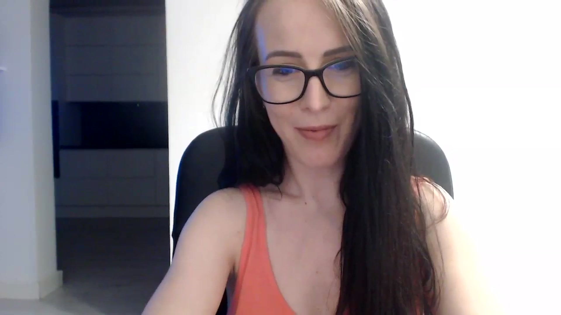 Gallery image thumbnail from Alexys23's myfreecams stream on, 08/14/2023, 04:33 image 8 of 20