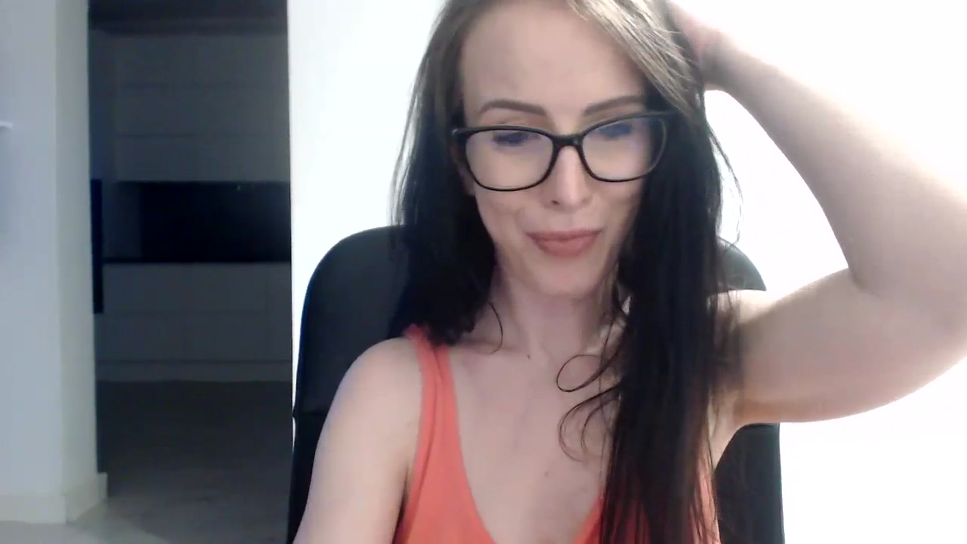 Gallery image thumbnail from Alexys23's myfreecams stream on, 08/14/2023, 04:33 image 6 of 20