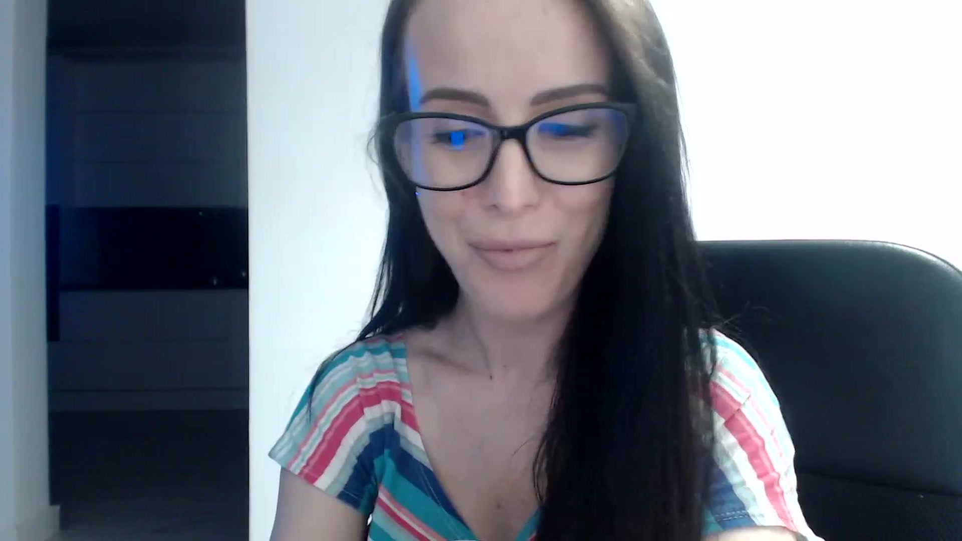 Gallery image thumbnail from Alexys23's myfreecams stream on, 08/26/2023, 01:39 image 3 of 20