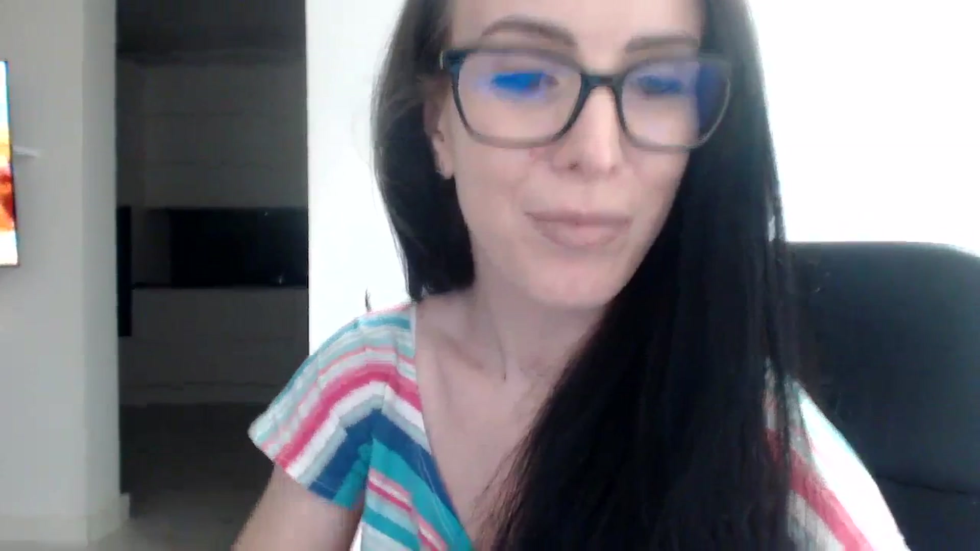 Gallery image thumbnail from Alexys23's myfreecams stream on, 08/26/2023, 01:39 image 8 of 20