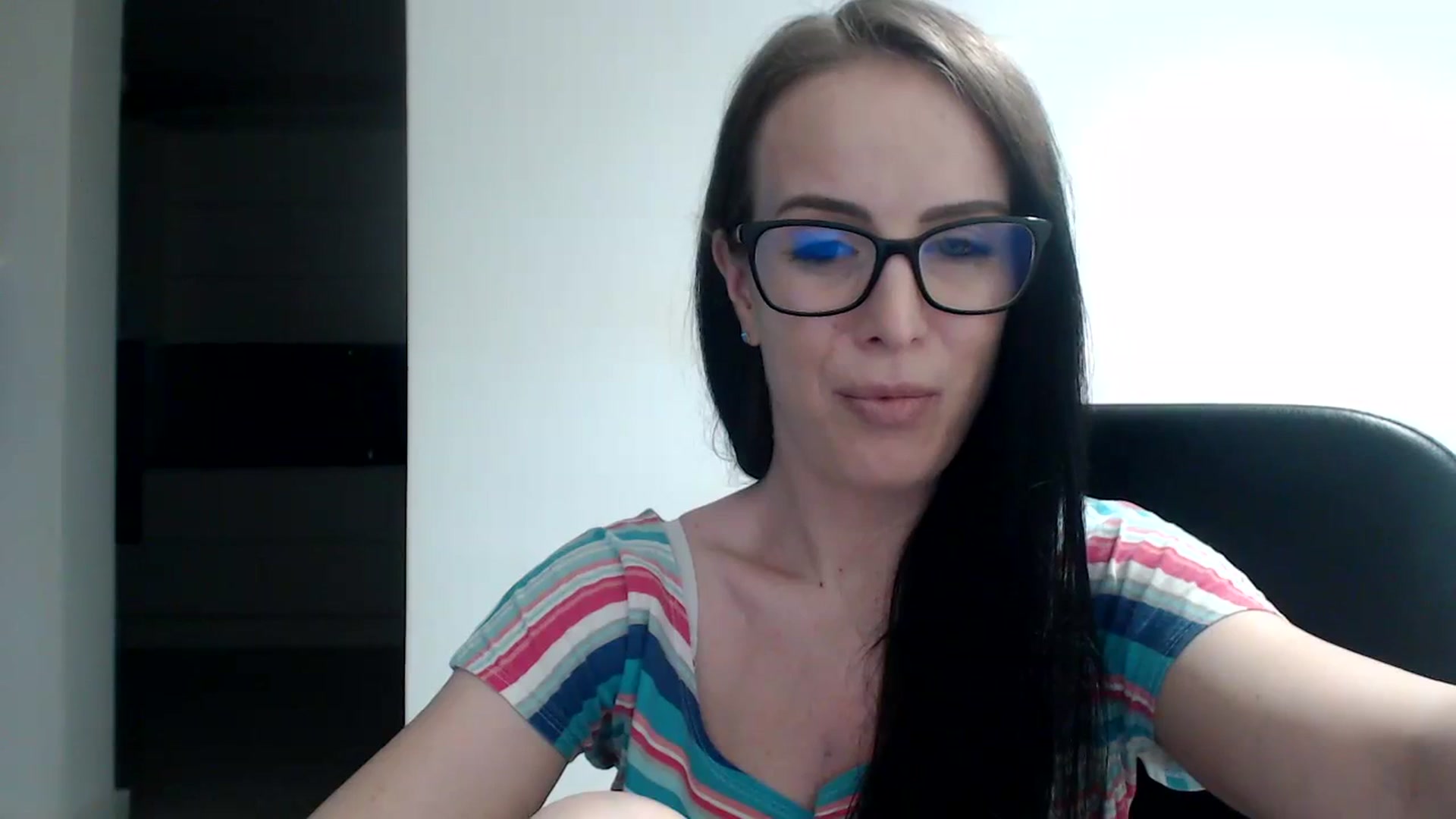 Gallery image thumbnail from Alexys23's myfreecams stream on, 08/26/2023, 02:18 image 13 of 20