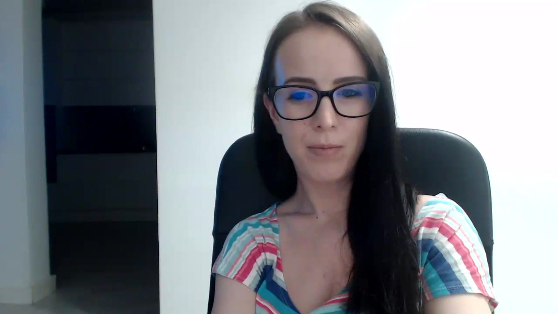 Gallery image thumbnail from Alexys23's myfreecams stream on, 08/26/2023, 02:18 image 19 of 20
