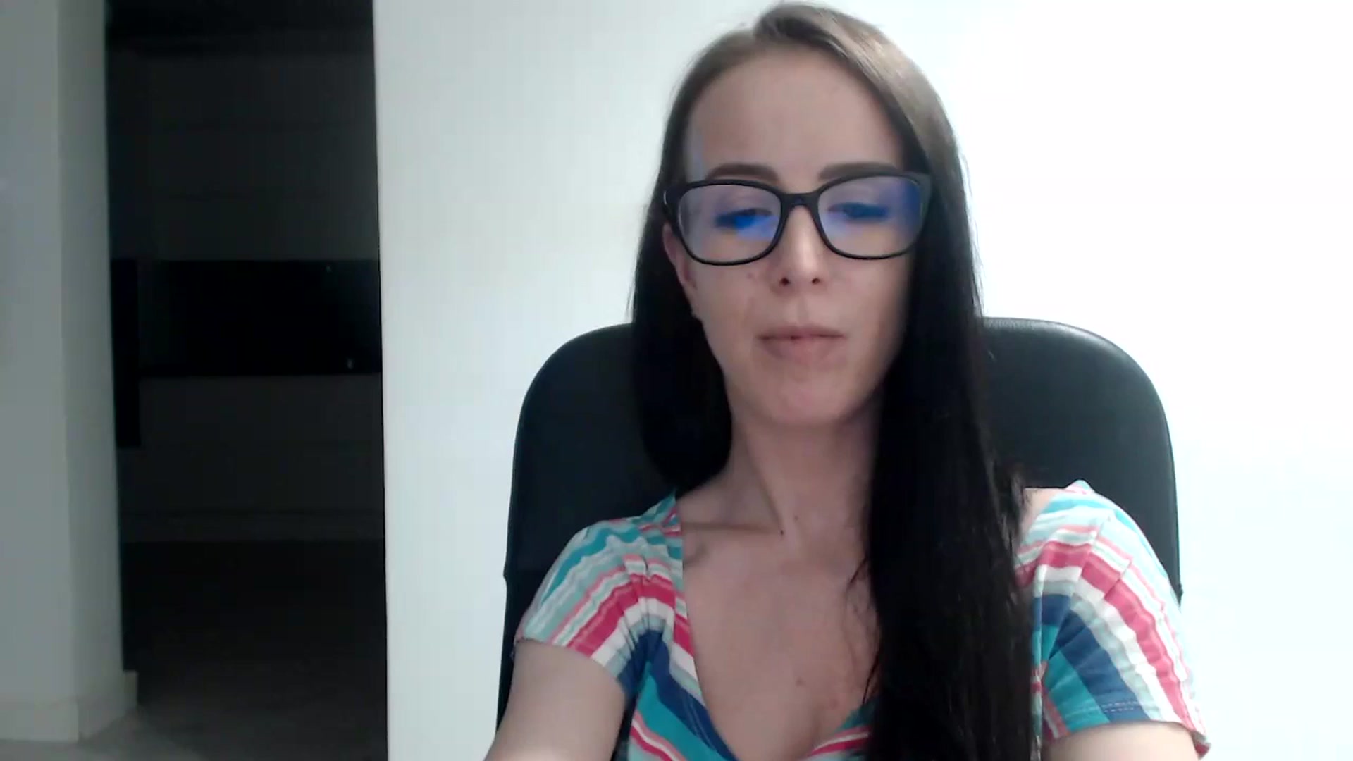 Gallery image thumbnail from Alexys23's myfreecams stream on, 08/26/2023, 02:18 image 18 of 20