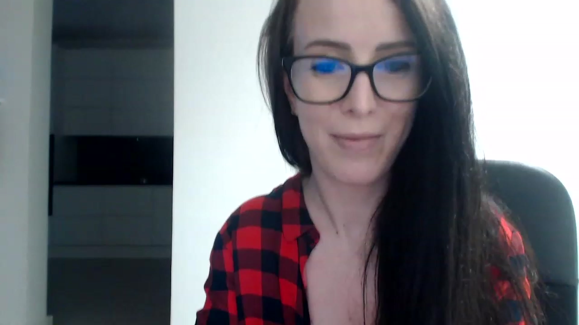 Gallery image thumbnail from Alexys23's myfreecams stream on, 08/27/2023, 07:07 image 1 of 20